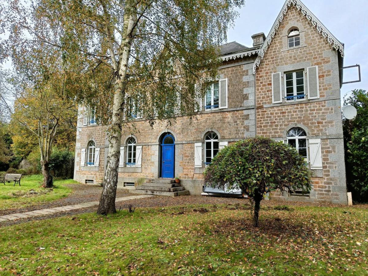 Maison La Motte With Bicycle Parking Saint-Hilaire-du-Harcouët Dış mekan fotoğraf